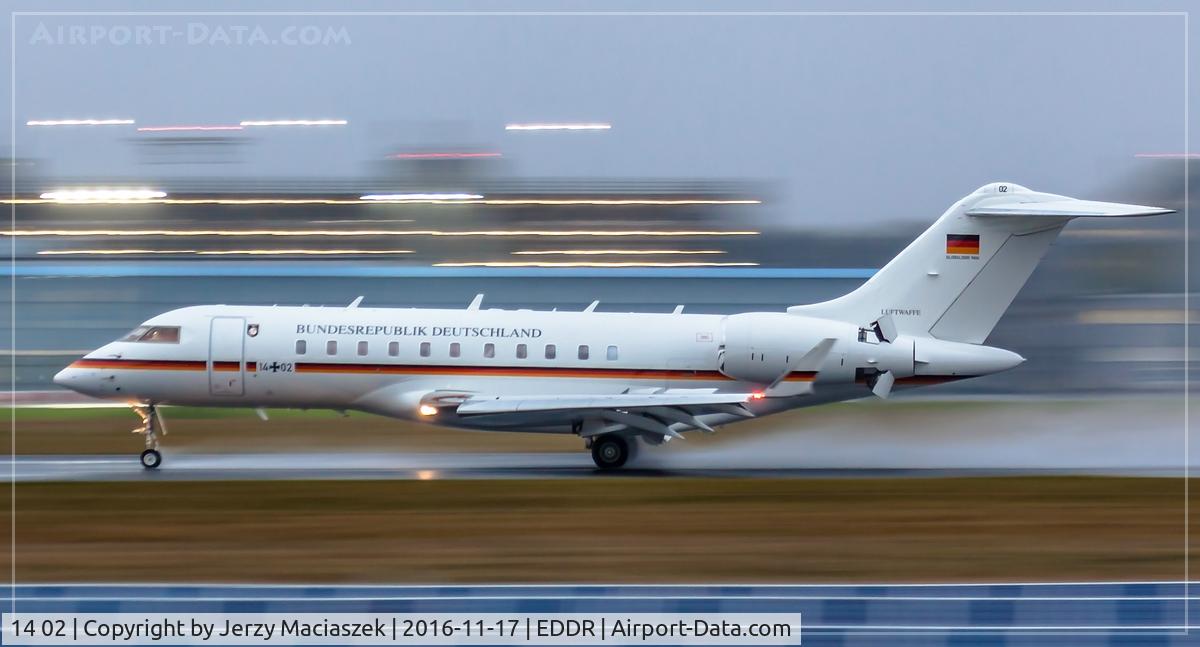 14 02, 2010 Bombardier BD-700-1A11 Global 5000 C/N 9404, Bombardier BD-700-1A11