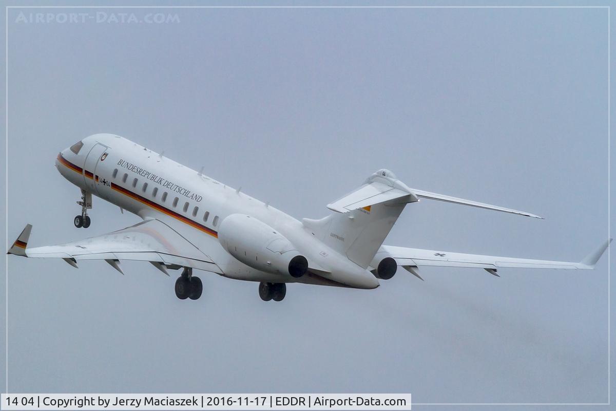 14 04, 2011 Bombardier BD-700-1A11 Global 5000 C/N 9417, Bombardier BD-700-1A11