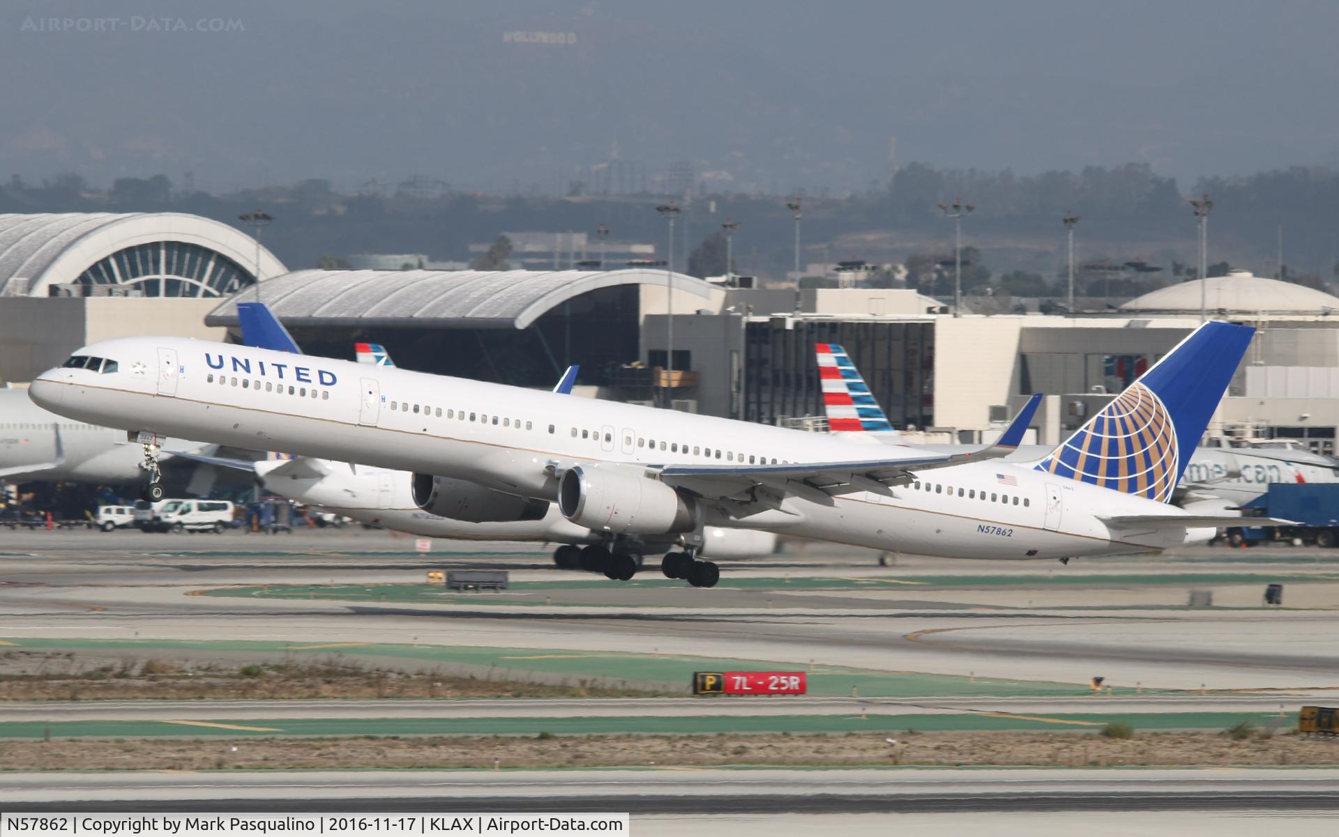 N57862, 2001 Boeing 757-33N C/N 32586, Boeing 757-300