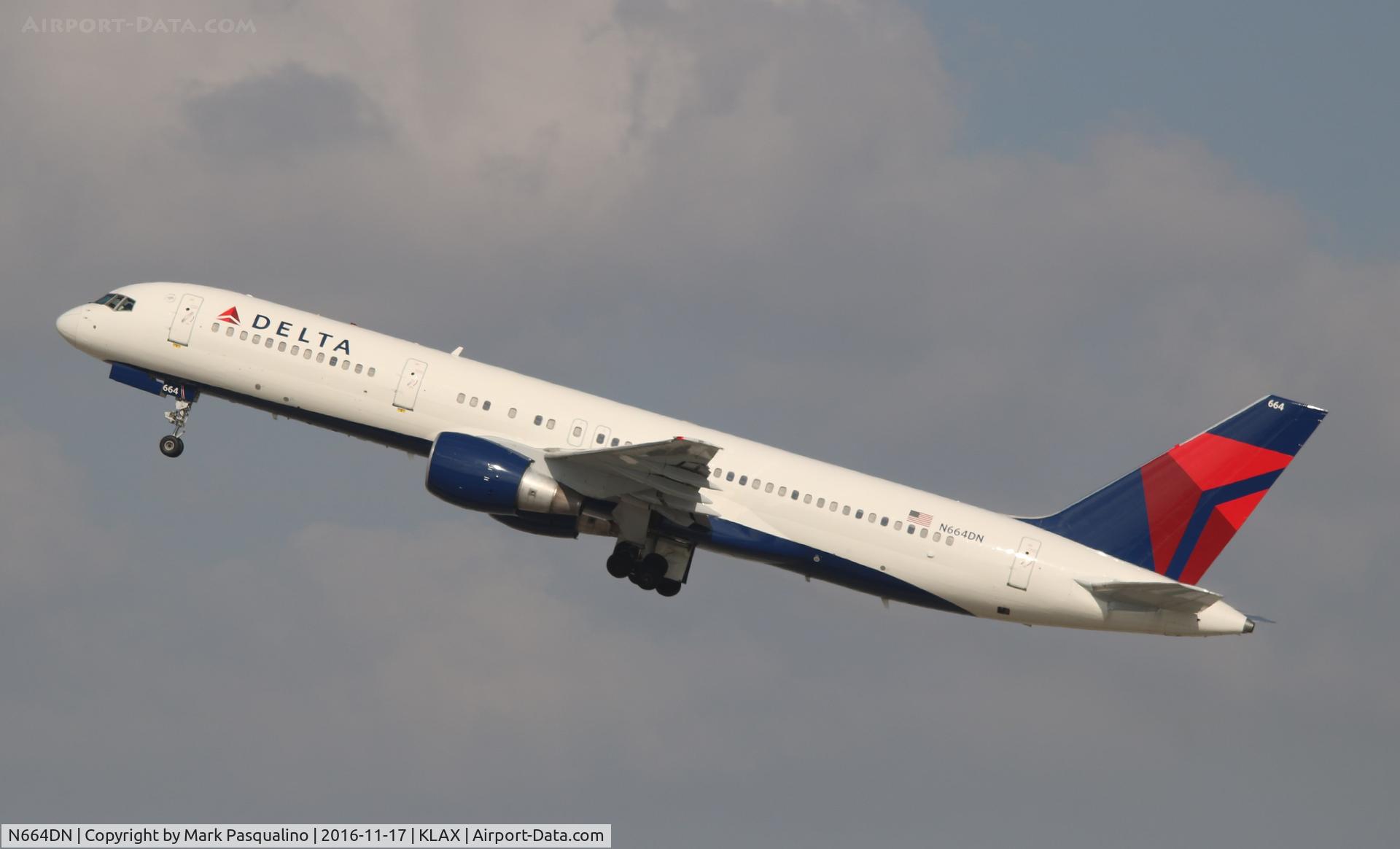 N664DN, 1991 Boeing 757-232 C/N 25012, Boeing 757-200