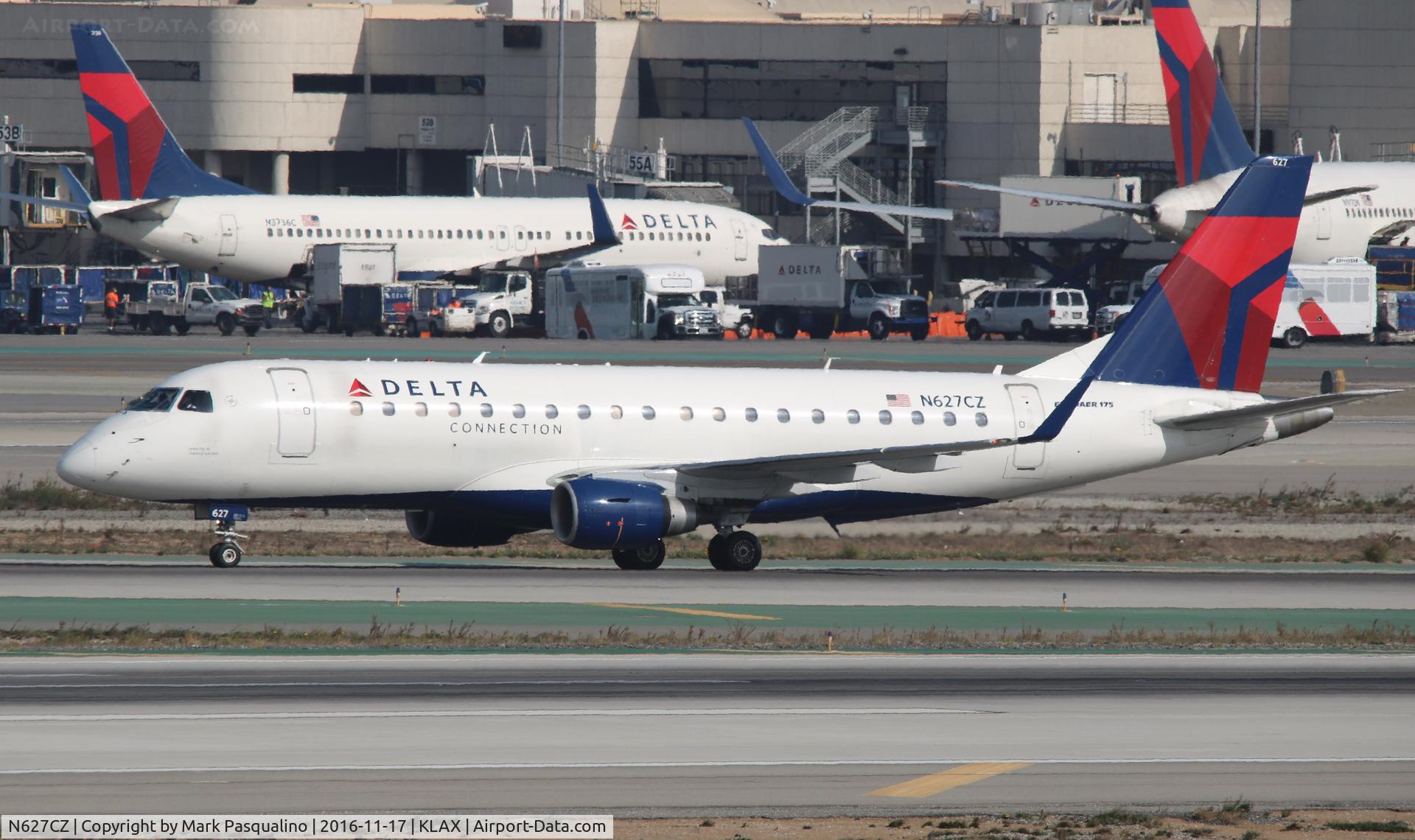 N627CZ, 2008 Embraer 175LR (ERJ-170-200LR) C/N 17000229, ERJ 170-200 LR