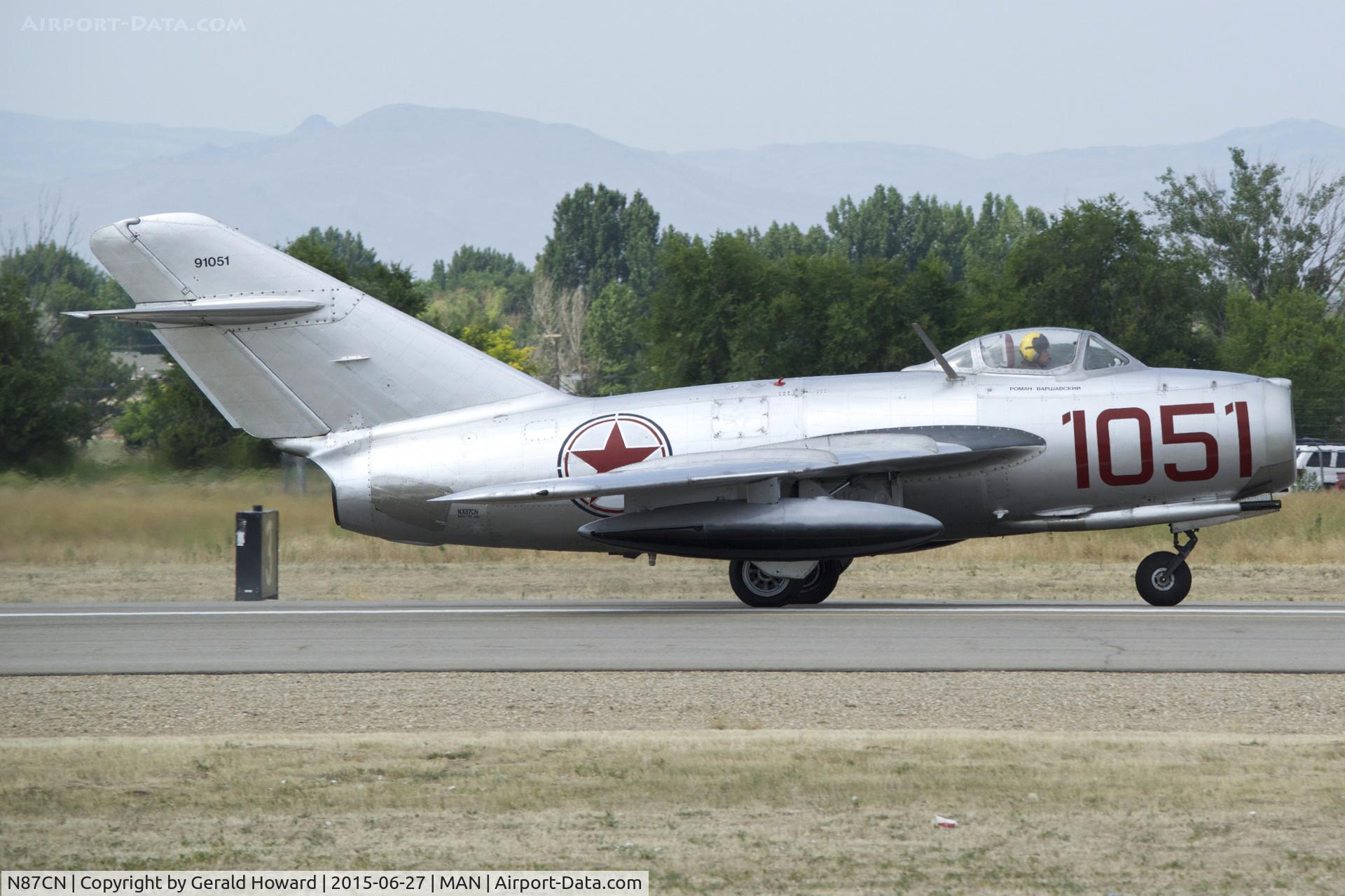N87CN, Mikoyan-Gurevich MiG-15 C/N 910-51, Takeoff Roll on RWY 29.