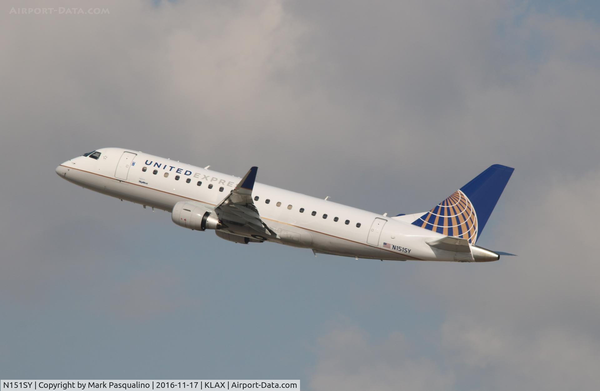 N151SY, 2015 Embraer 175LR (ERJ-170-200LR) C/N 17000503, ERJ 170-200 LR