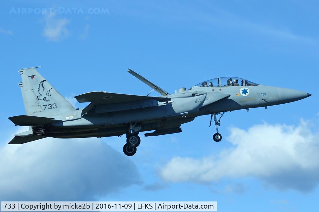 733, McDonnell Douglas F-15D Baz Eagle C/N 1190/ID009, Landing