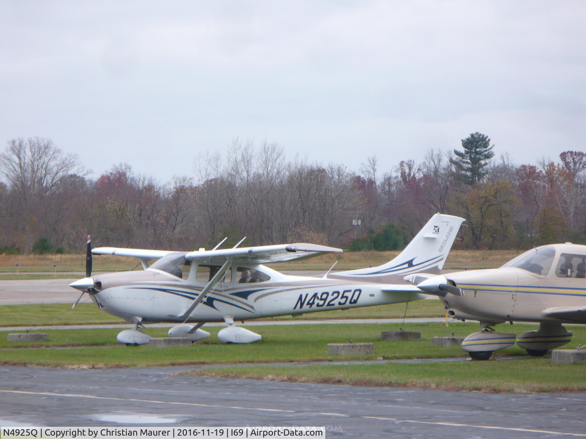 N4925Q, 2012 Cessna 182T Skylane C/N 18282326, Cessna 182T
