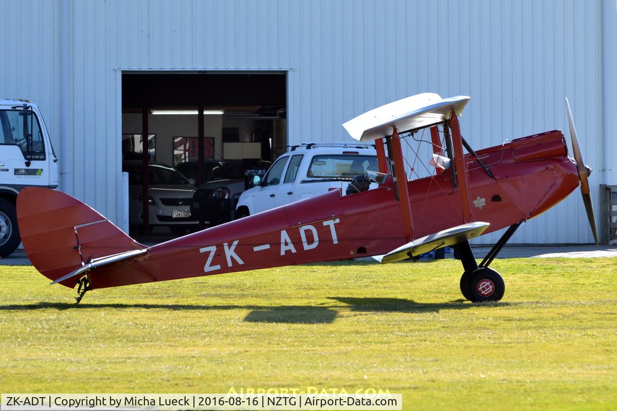 ZK-ADT, 1929 De Havilland DH.60G Gipsy Moth C/N 1101, At Tauranga