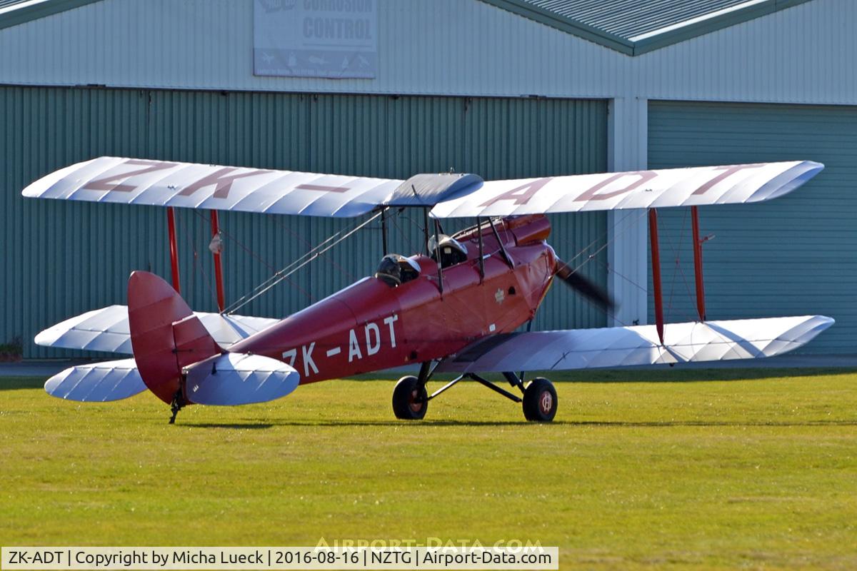 ZK-ADT, 1929 De Havilland DH.60G Gipsy Moth C/N 1101, At Tauranga