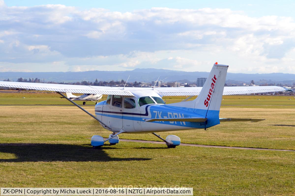 ZK-DPN, Cessna 172M C/N 17263243, At Tauranga