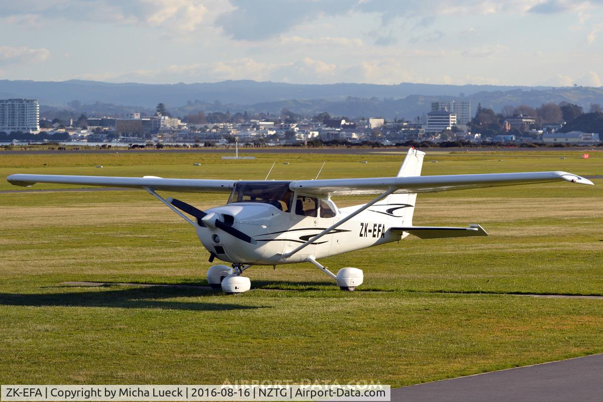 ZK-EFA, Cessna 172M C/N 17267215, At Tauranga