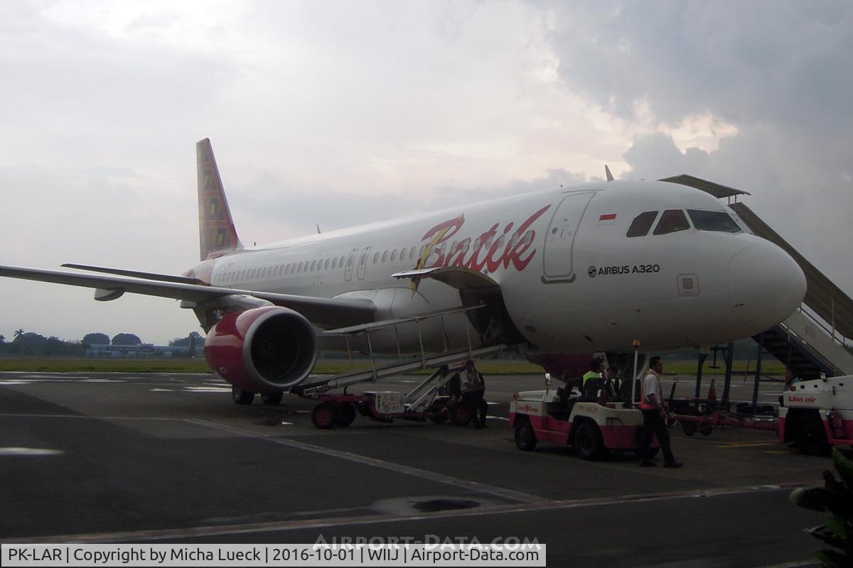 PK-LAR, 2015 Airbus A320-214 C/N 6782, At Yogyakarta