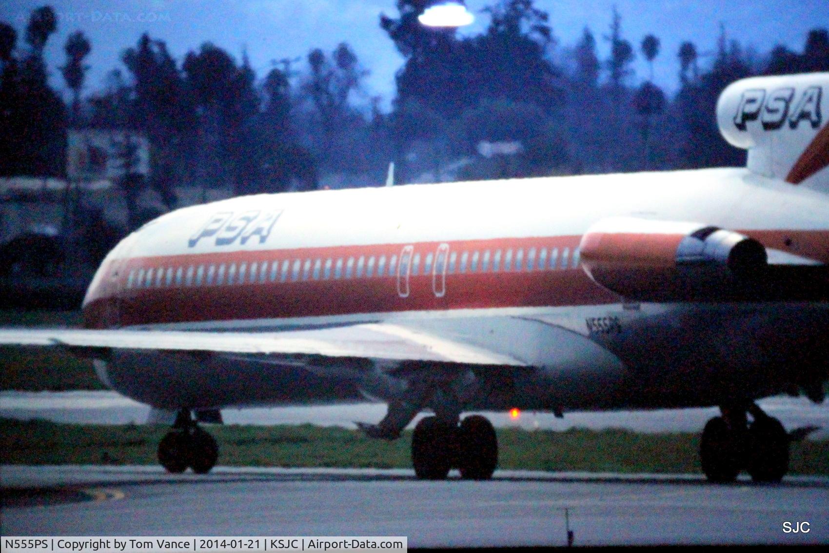 N555PS, 1978 Boeing 727-214 C/N 21512, Early 1980s shot at San Jose, CA Boeing 727 rolling to 30L for departure