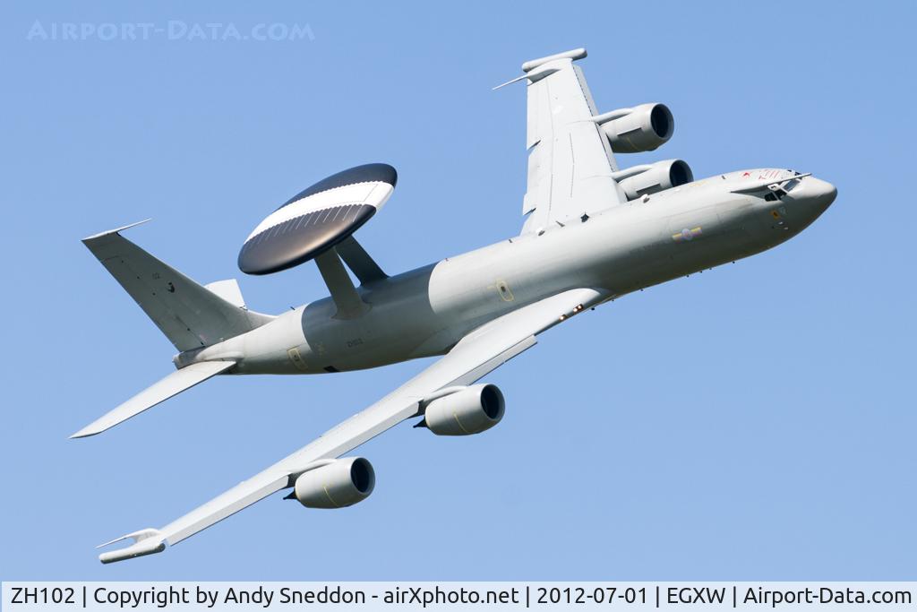 ZH102, 1990 Boeing E-3D Sentry AEW.1 C/N 24110, E-3D Sentry opening Waddington airshow.