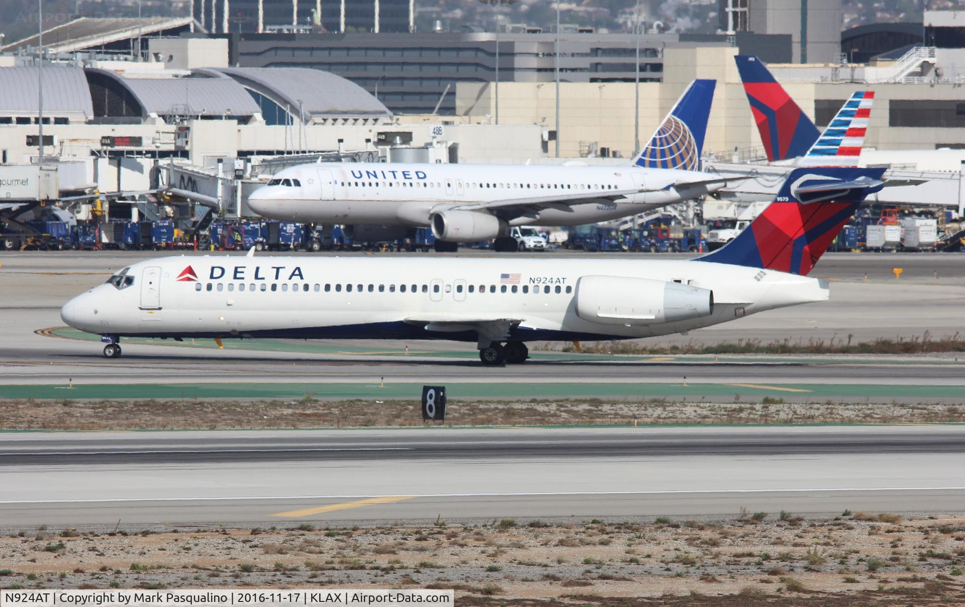 N924AT, 2000 Boeing 717-200 C/N 55080, Boeing 717-200