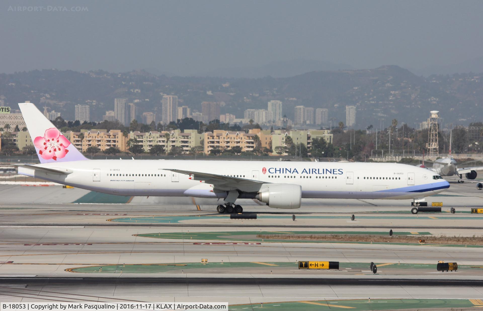 B-18053, 2015 Boeing 777-36N/ER C/N 41845, Boeing 777-300ER