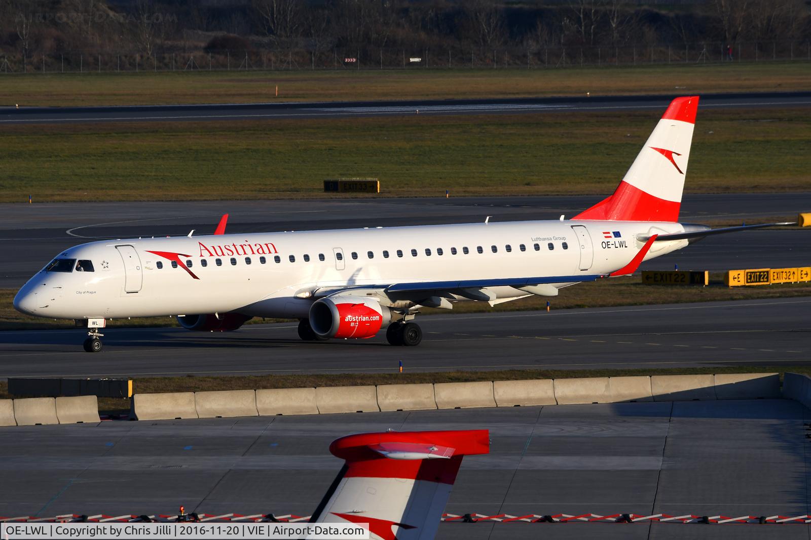 OE-LWL, 2012 Embraer 195LR (ERJ-190-200LR) C/N 19000532, Austrian Airlines