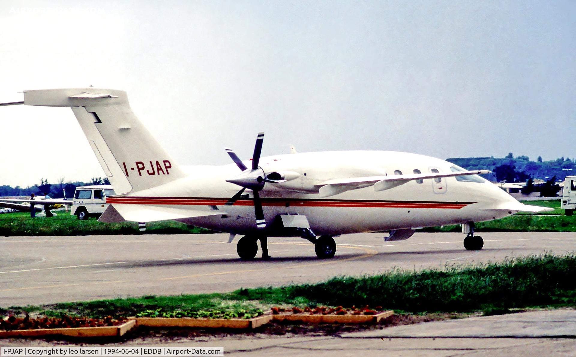 I-PJAP, 1992 Piaggio P-180 Avanti C/N 1013, Berlin Air Show 4.6.94