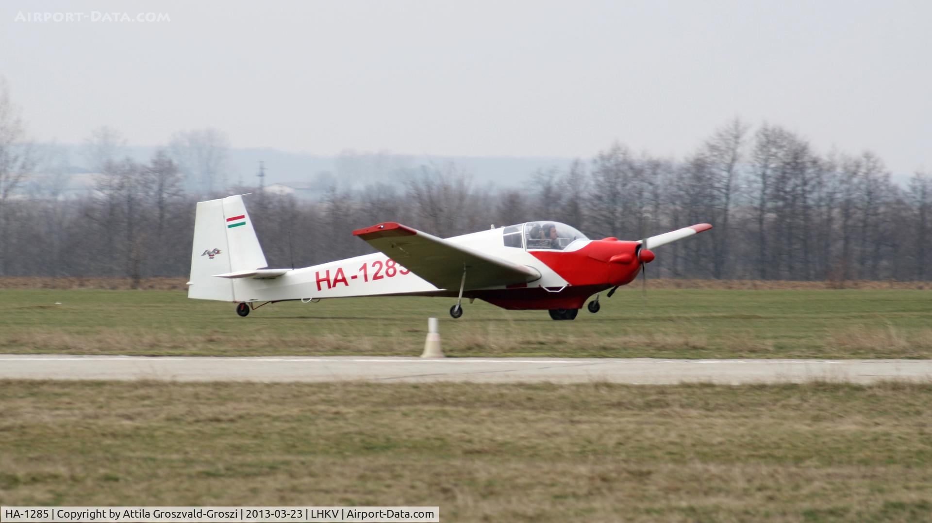 HA-1285, 1972 Scheibe SF-25C Falke 1700 C/N 4227, Kaposújlak Airport, Hungary.