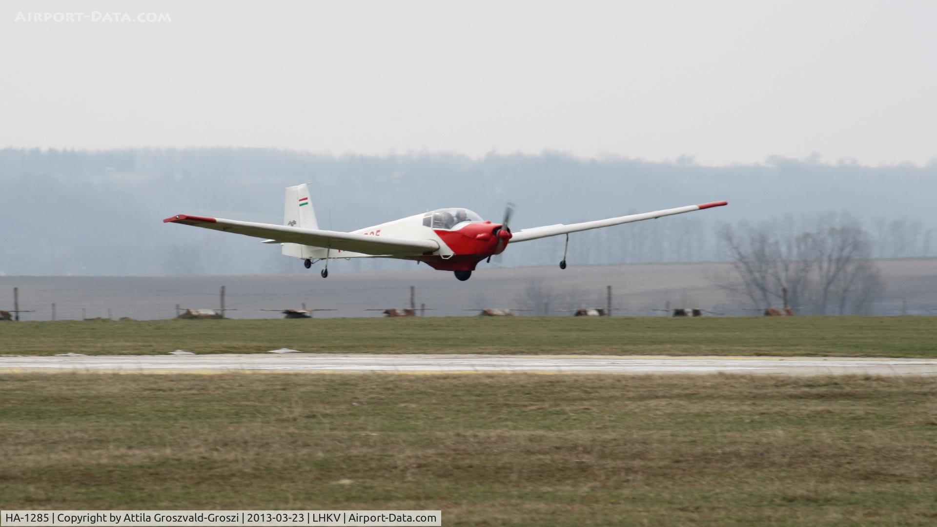 HA-1285, 1972 Scheibe SF-25C Falke 1700 C/N 4227, Kaposújlak Airport, Hungary.