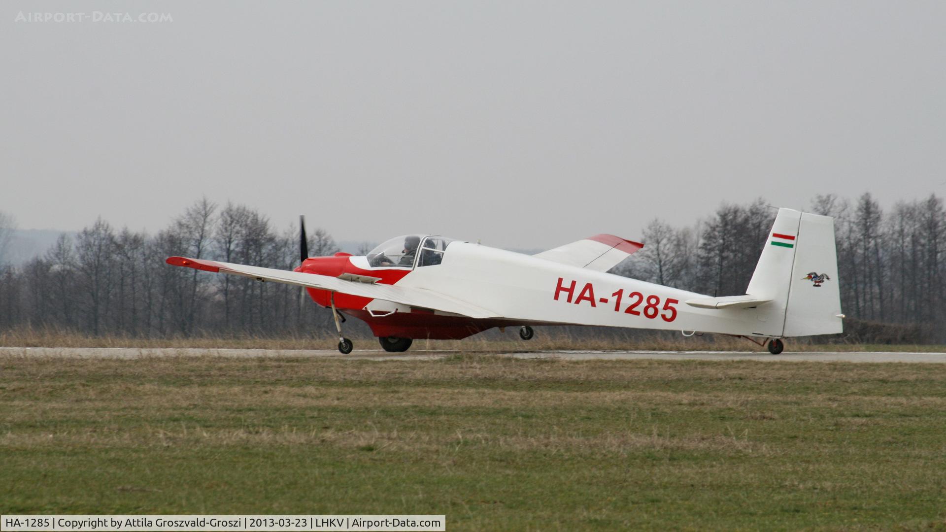 HA-1285, 1972 Scheibe SF-25C Falke 1700 C/N 4227, Kaposújlak Airport, Hungary.