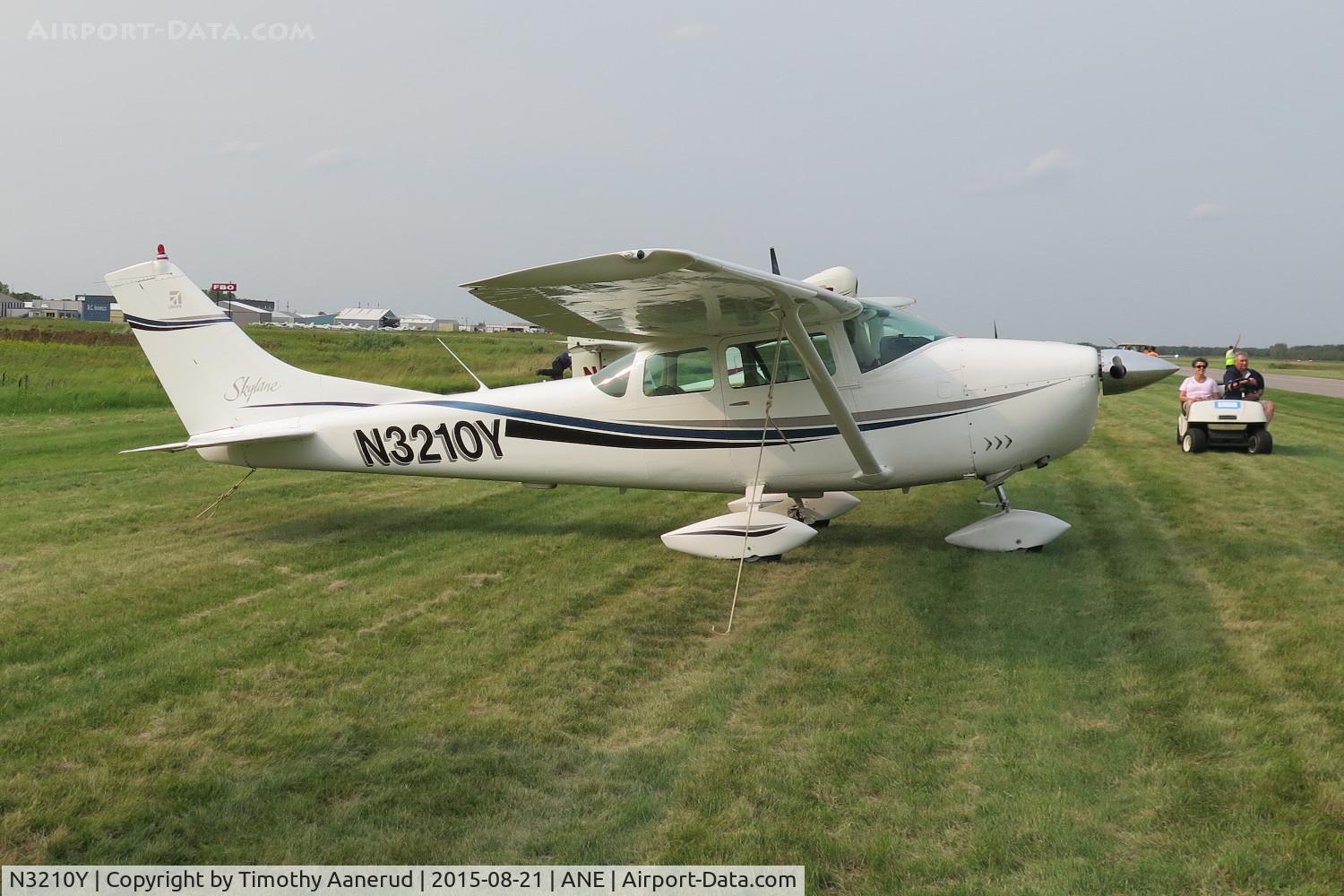 N3210Y, 1962 Cessna 182E Skylane C/N 18254210, 1962 Cessna 182E, c/n: 18254210,  2015 AOPA FLY-IN Minneapolis, MN