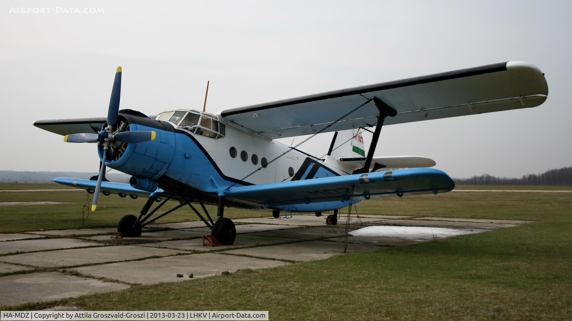 HA-MDZ, 1979 PZL-Mielec An-2R C/N 1G186-04, Kaposújlak Airport, Hungary.