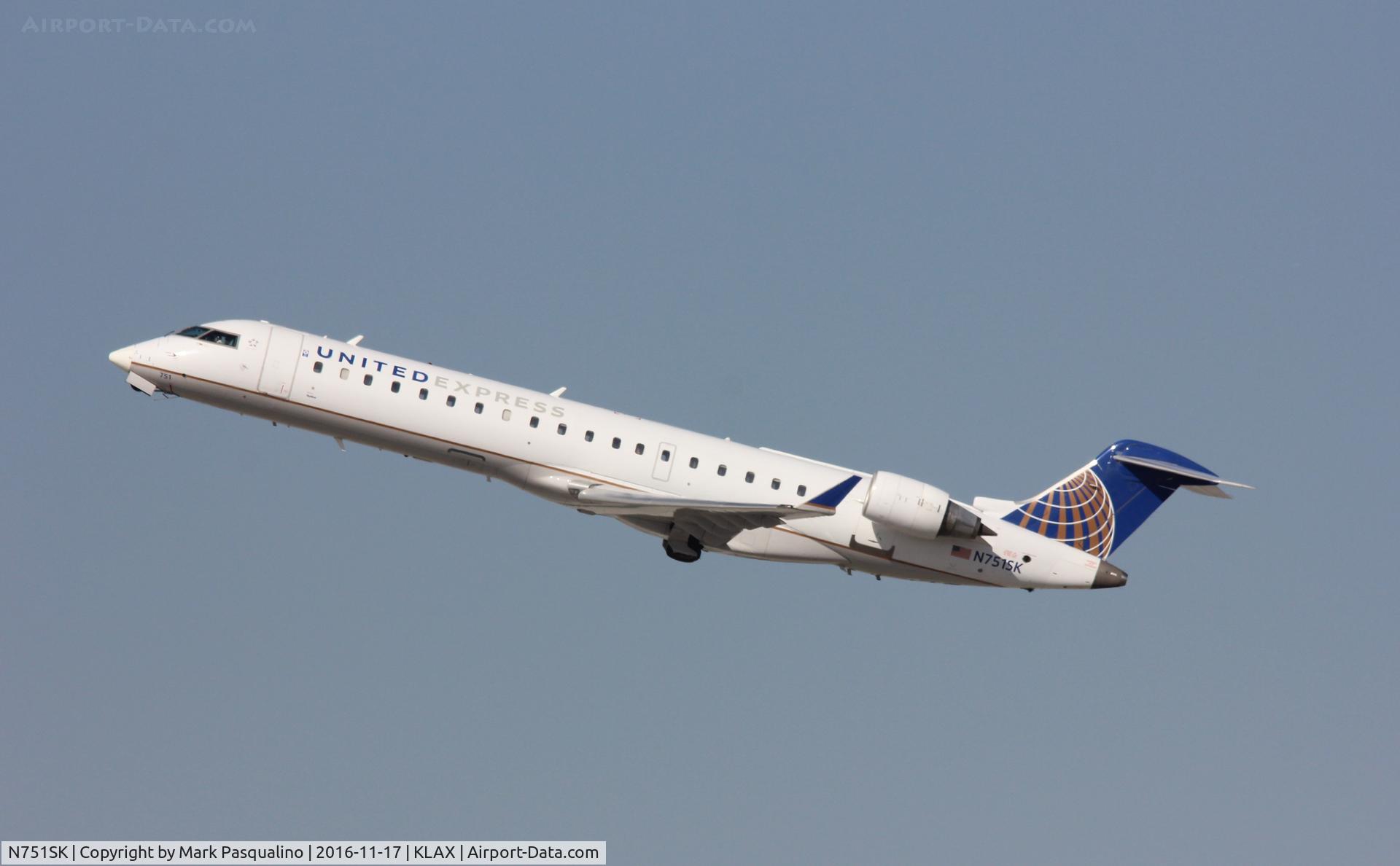 N751SK, 2005 Bombardier CRJ-701ER (CL-600-2C10) Regional Jet C/N 10208, CL-600-2C10