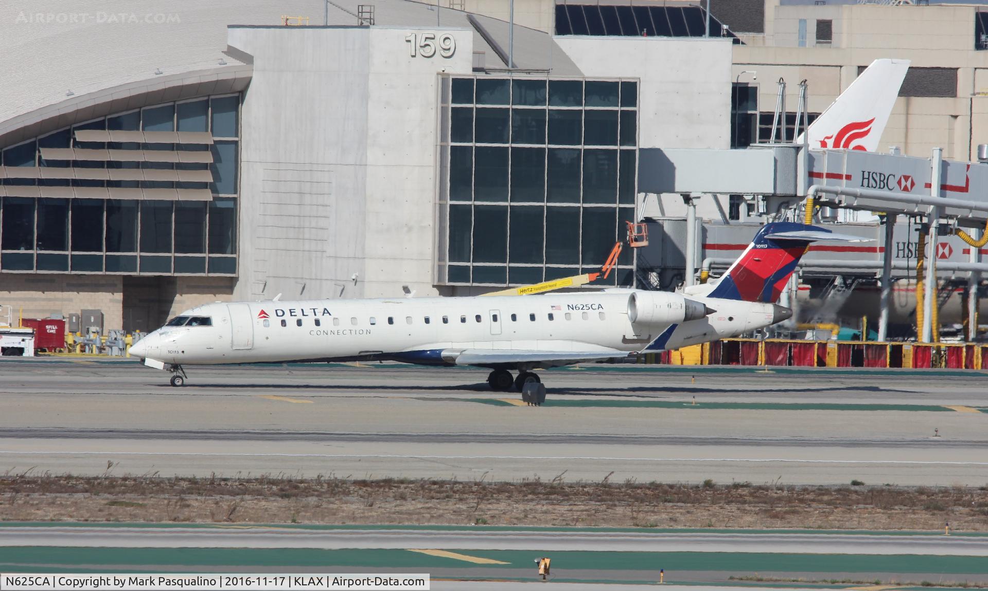 N625CA, 2003 Bombardier CRJ-700 (CL-600-2C10) Regional Jet C/N 10113, CL-600-2C10