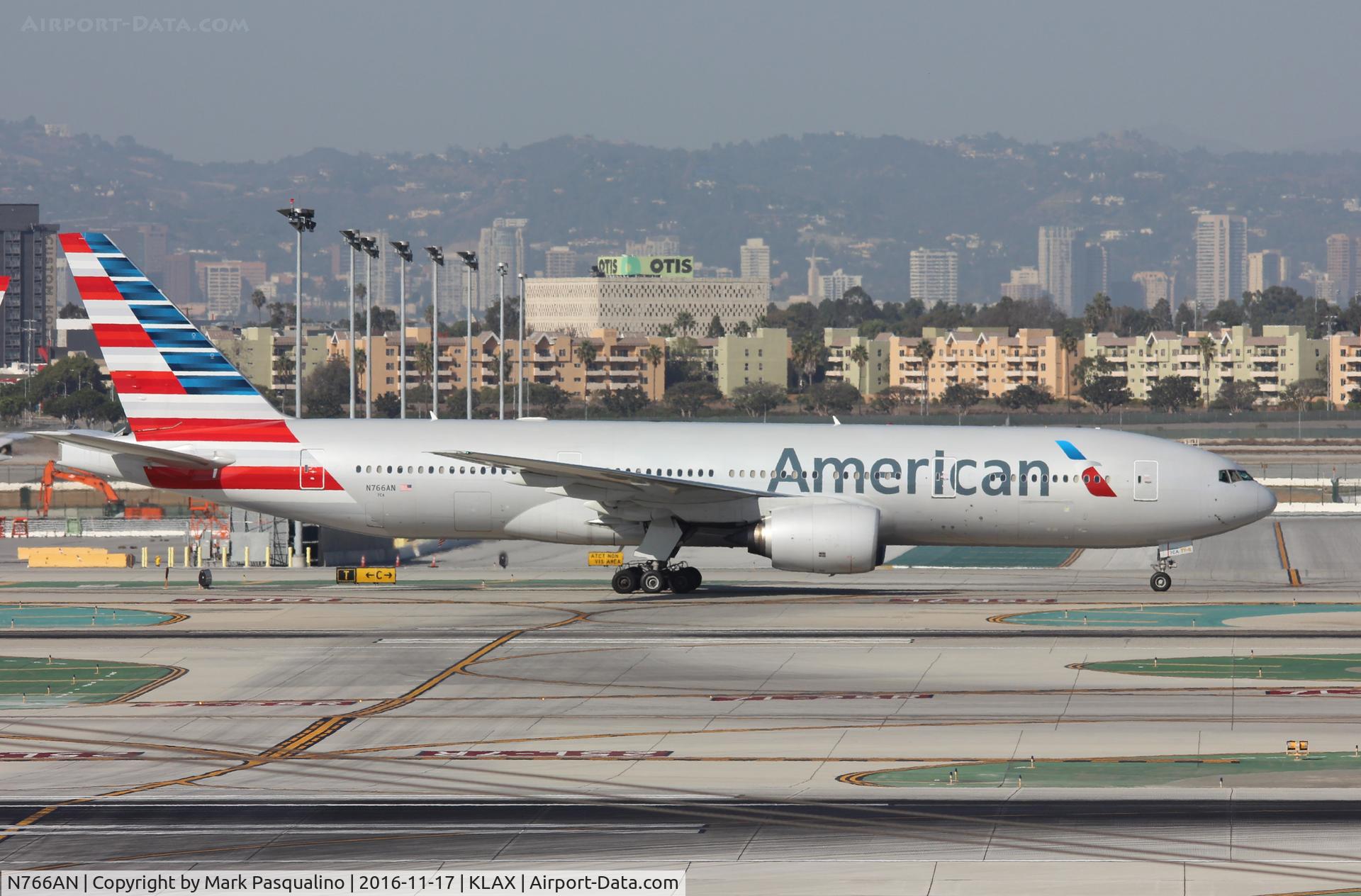 N766AN, 2003 Boeing 777-223/ER C/N 32880, Boeing 777-200ER