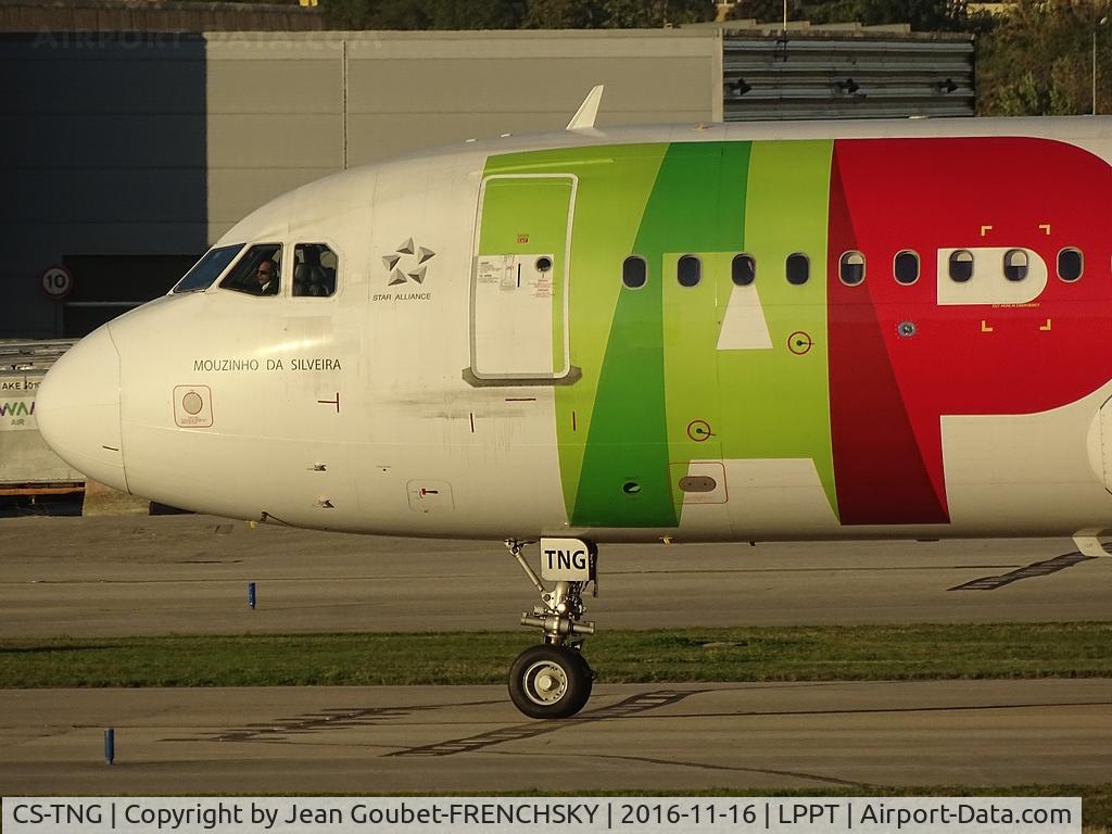 CS-TNG, 1998 Airbus A320-214 C/N 945, TAP 1823 departure to Lajes