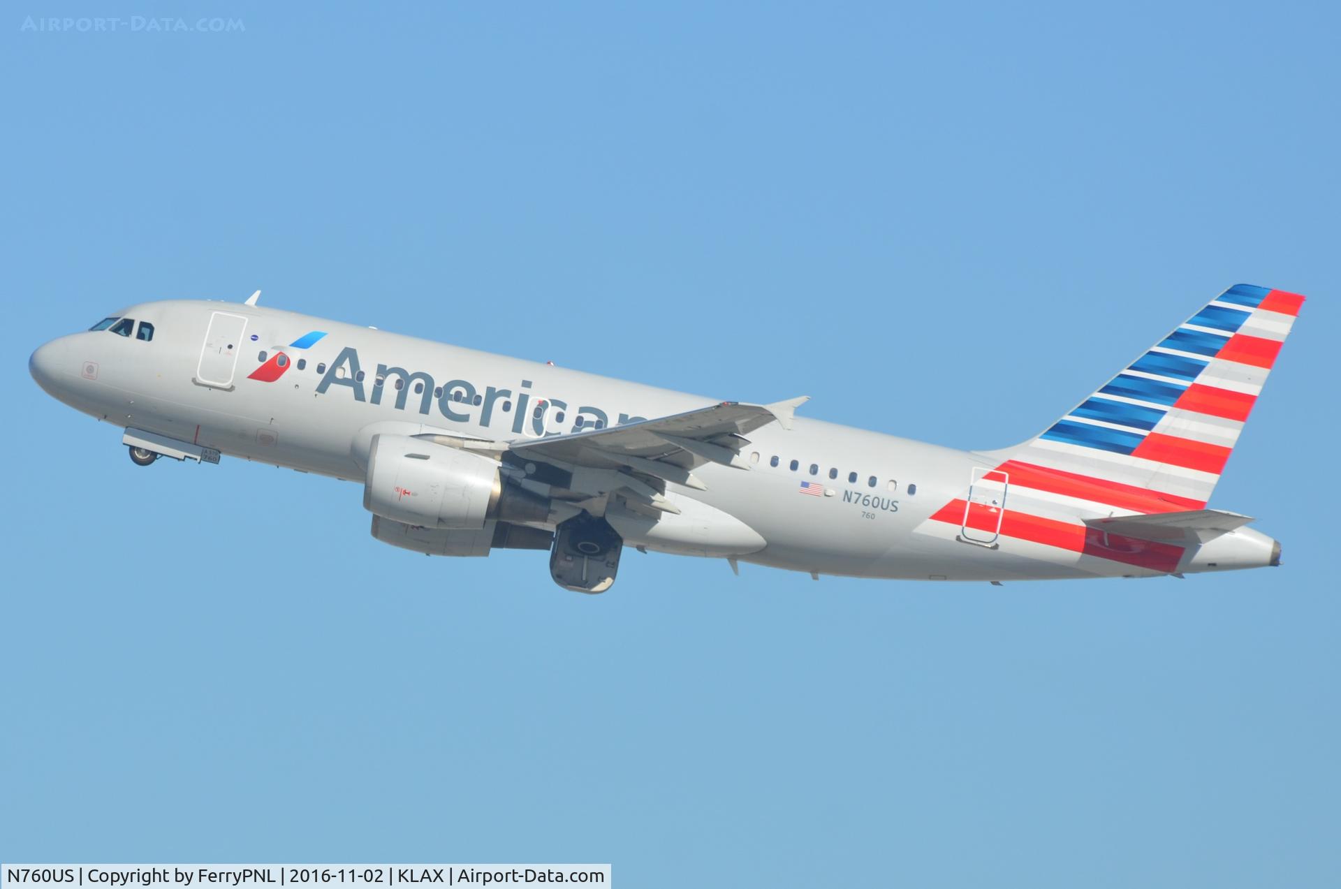 N760US, 2000 Airbus A319-112 C/N 1354, Former US Air A319 departing.