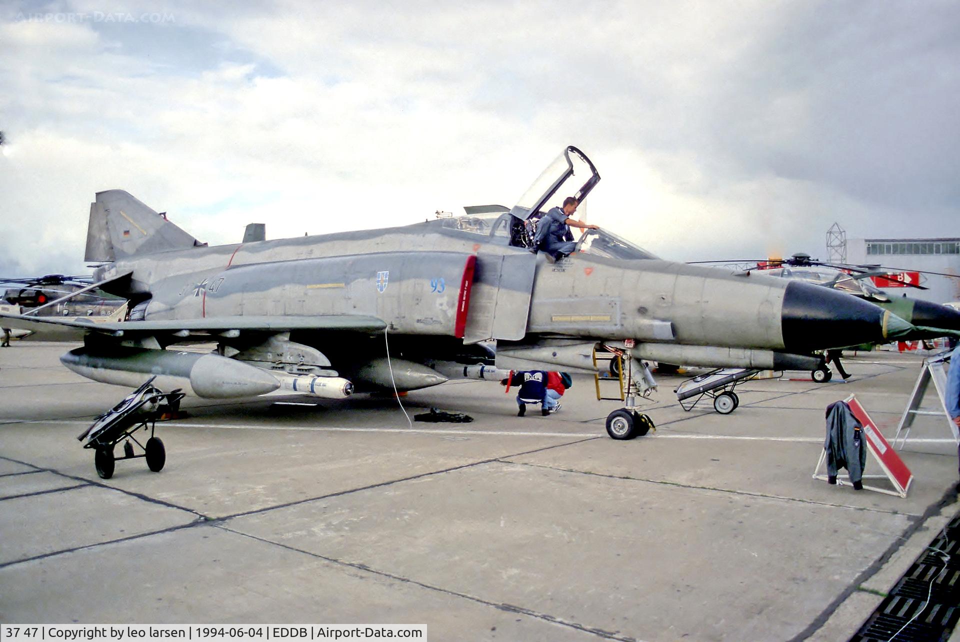 37 47, 1972 McDonnell Douglas F-4F Phantom II C/N 4464, Berlin Air Show 4.6.94