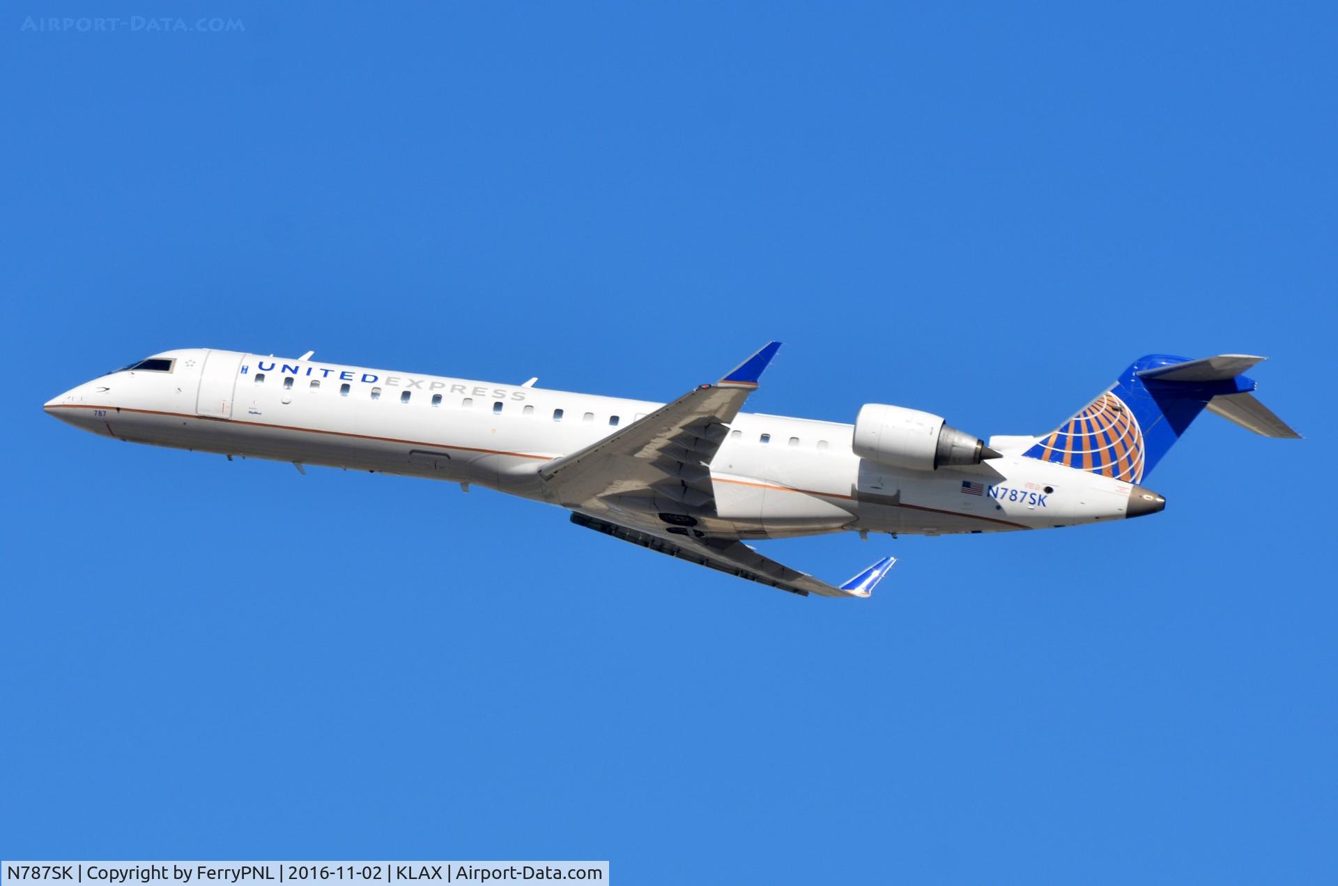 N787SK, 2009 Bombardier CRJ-700 (CL-600-2C10) Regional Jet C/N 10288, United Express CL700