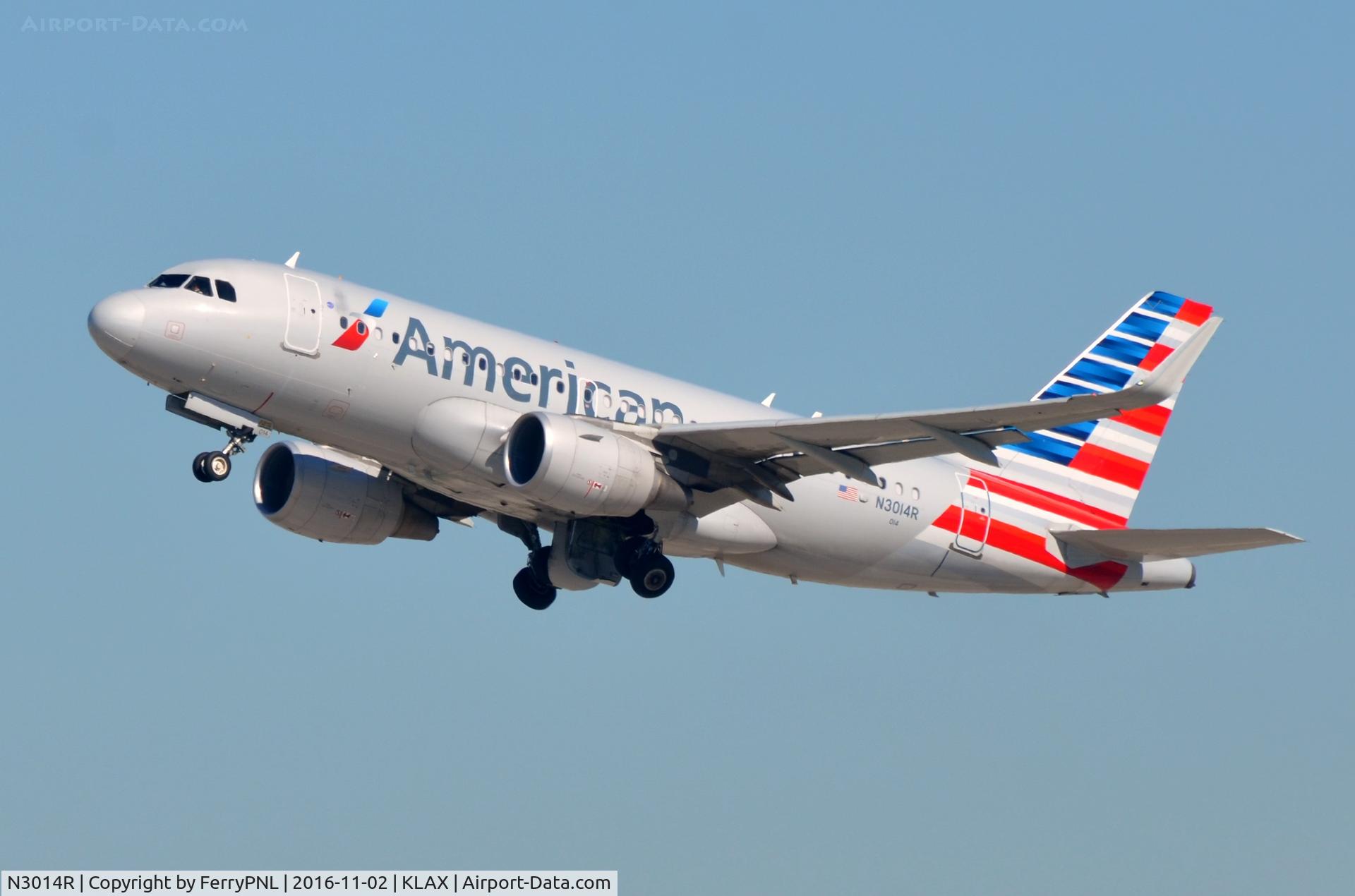 N3014R, 2013 Airbus A319-115 C/N 5842, American A319 lifting-off.