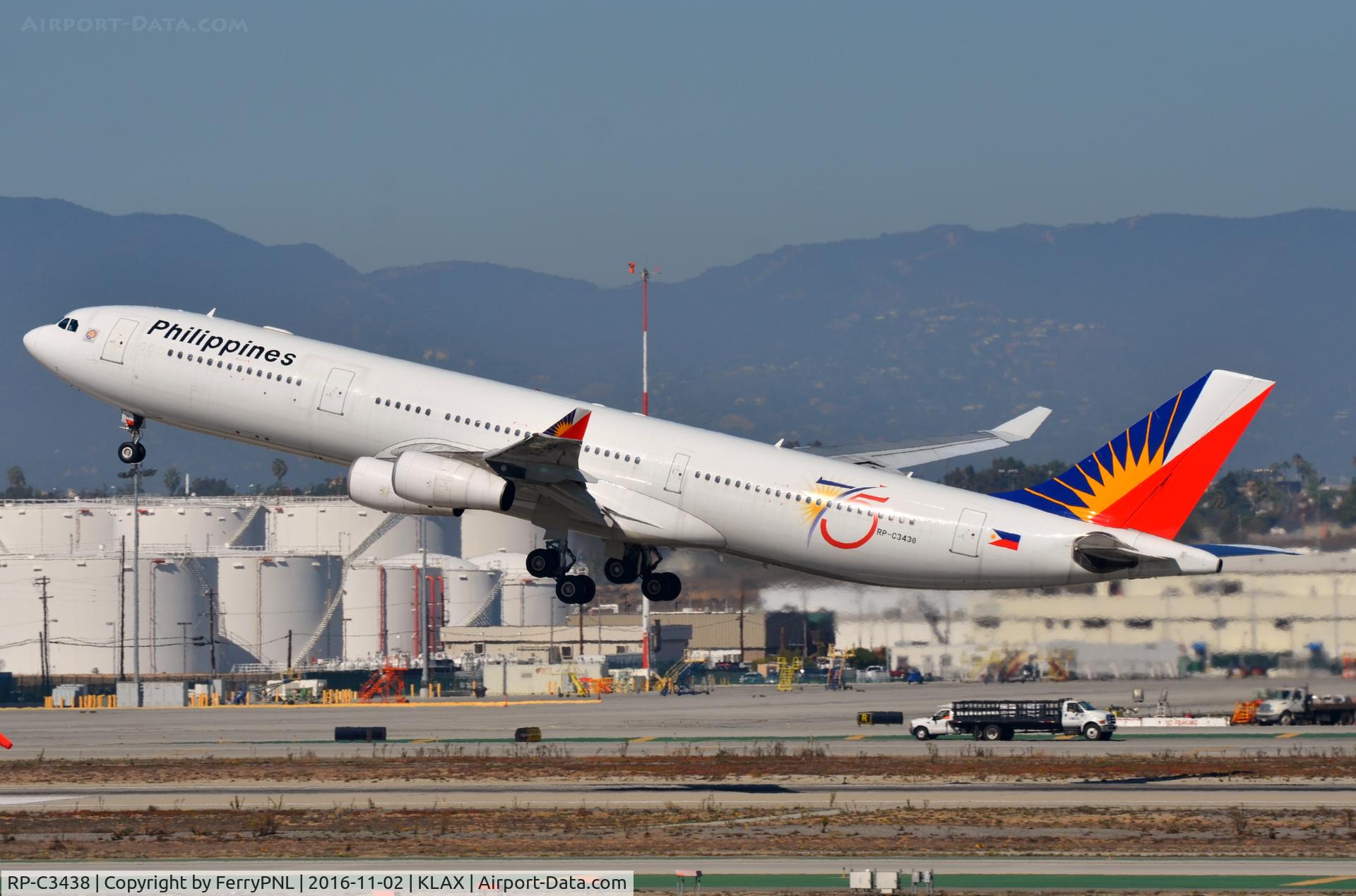 RP-C3438, 2001 Airbus A340-313X C/N 387, Lift-off for PR A343