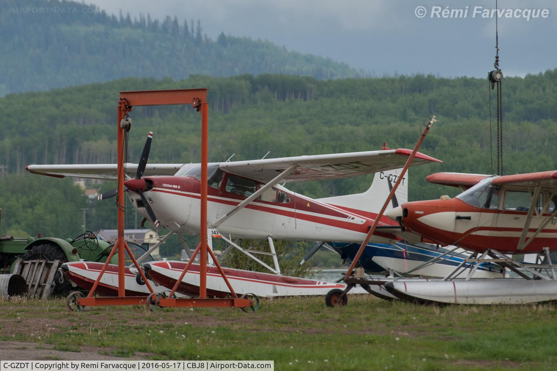 C-GZDT, 1979 Cessna A185F Skywagon 185 C/N 18503721, Parked on shore. No good angle to approach without trespassing.