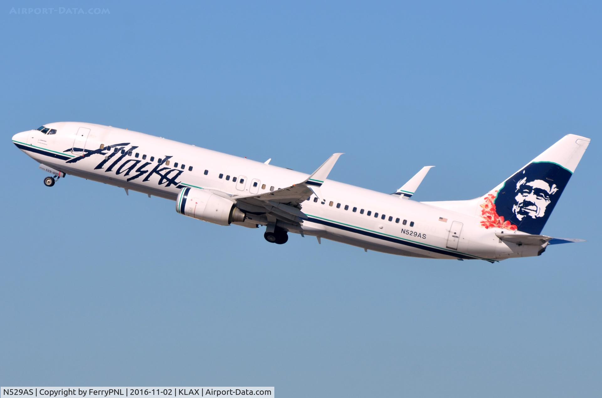 N529AS, 2010 Boeing 737-890 C/N 35198, Alaska B738 departing.