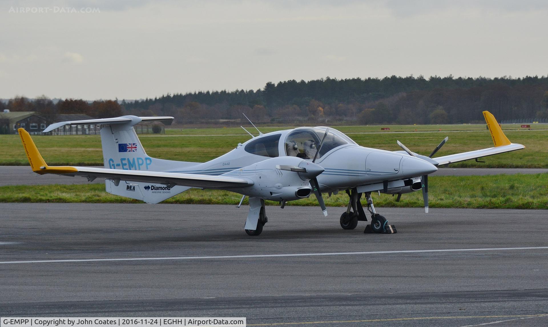 G-EMPP, 2008 Diamond DA-42MPP Guardian Twin Star C/N 42-M011, Visitor at Signatures