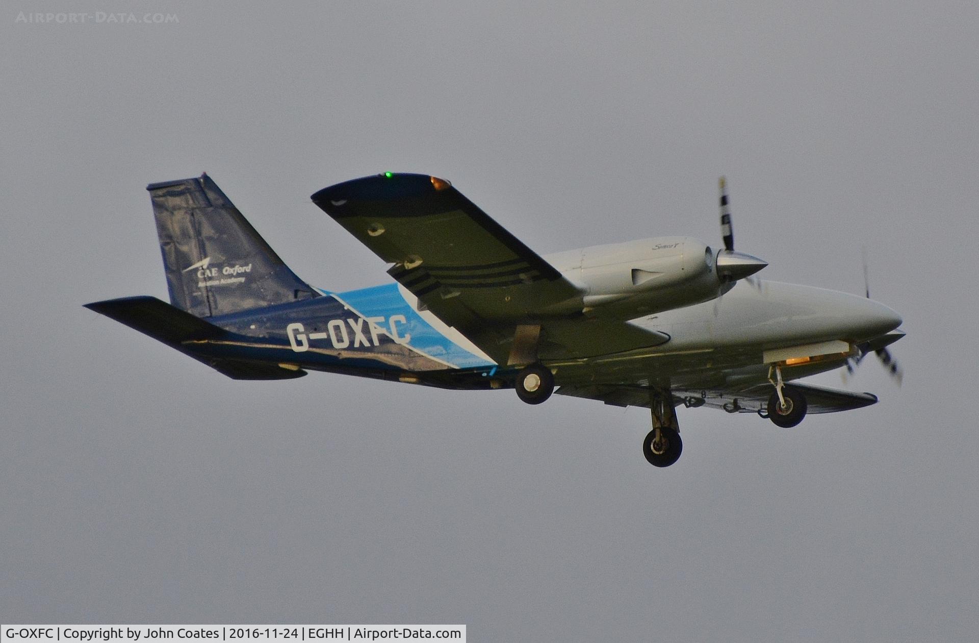 G-OXFC, 2013 Piper PA-34-220T Seneca V C/N 34-49481, Training approach to 08
