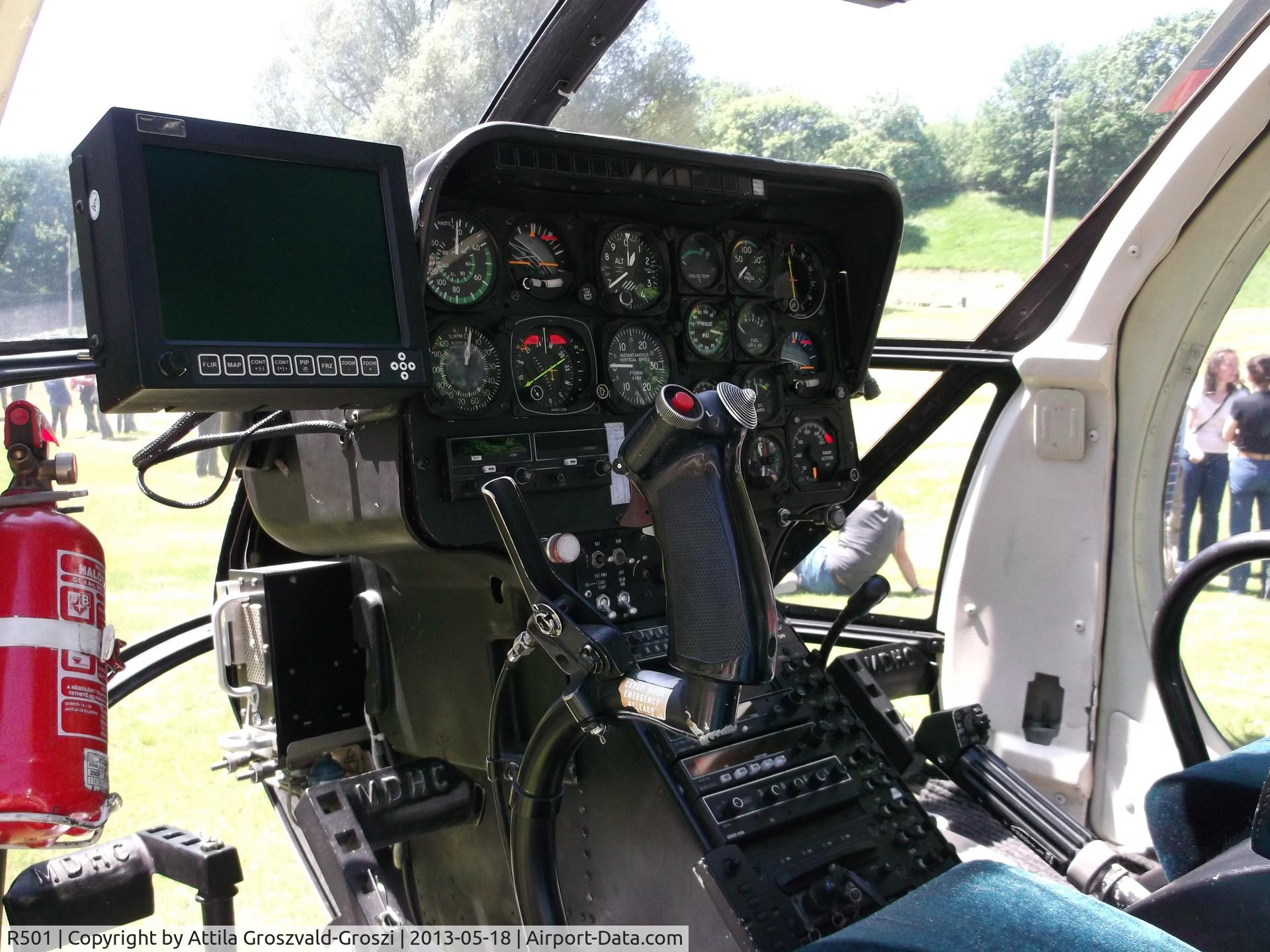 R501, 1989 McDonnell Douglas MD-500E (369E) C/N 0367E, Police officers' school open day. Csopak, Hungary.