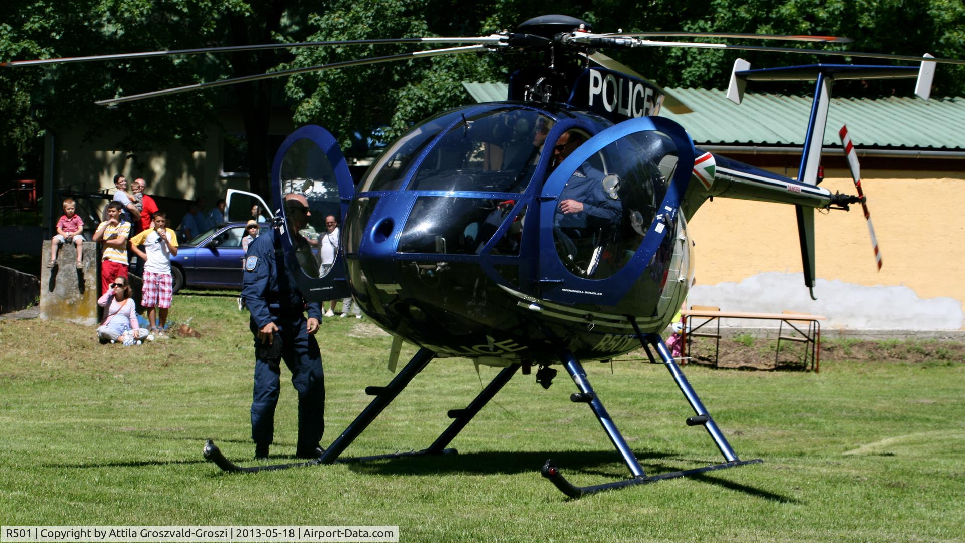 R501, 1989 McDonnell Douglas MD-500E (369E) C/N 0367E, Police officers' school open day. Csopak, Hungary.