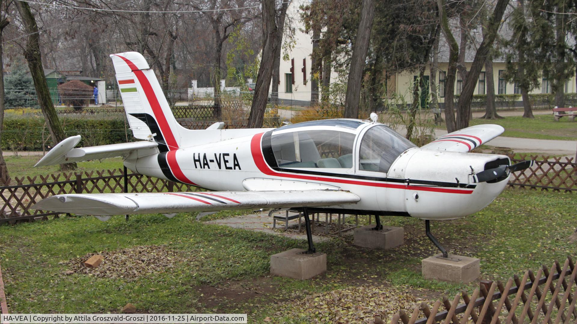 HA-VEA, 1969 Socata MS.894A Rallye Minerva 220 C/N 11045, Budapest, Bókay garden, Hungary.