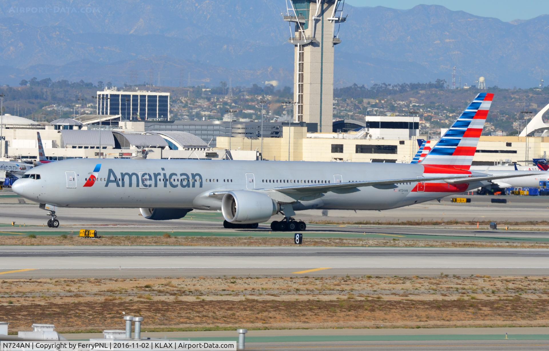 N724AN, 2013 Boeing 777-323/ER C/N 31548, American B773 departing.