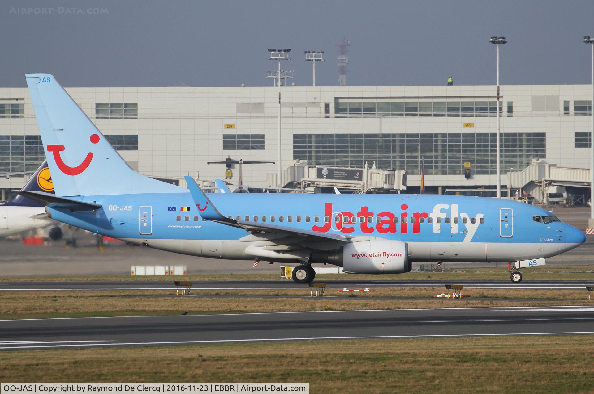 OO-JAS, 2008 Boeing 737-7K5 C/N 35144, Departing Brussels rwy 07R.
