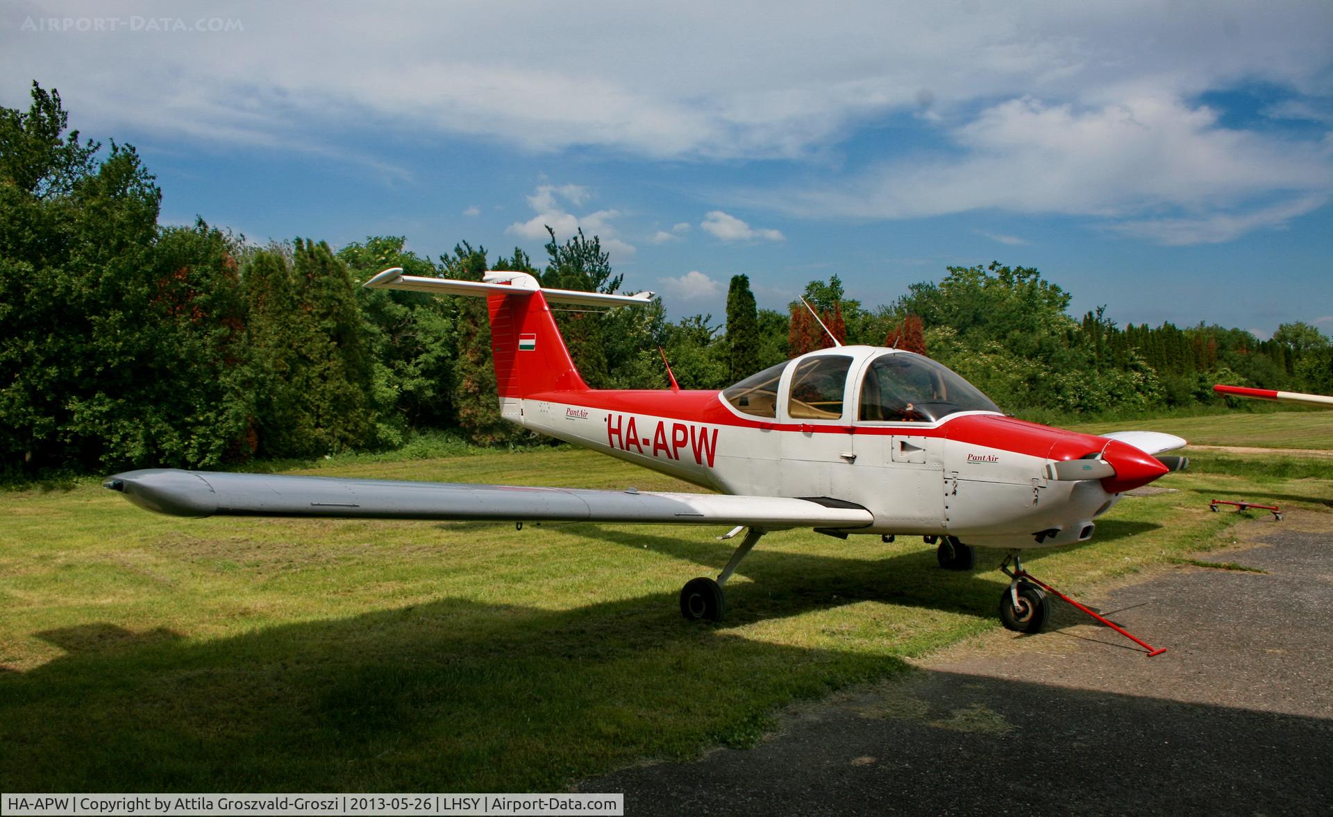 HA-APW, 1979 Piper PA-38-112 Tomahawk Tomahawk C/N 38-79A0512, Szombathely Airport, Hungary