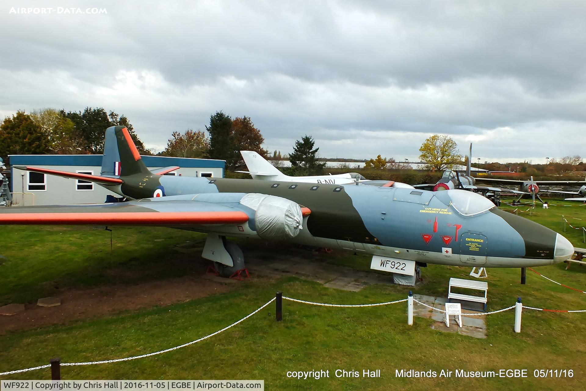 WF922, English Electric PR.3 C/N 71227, preserved at the Midland Air Museum