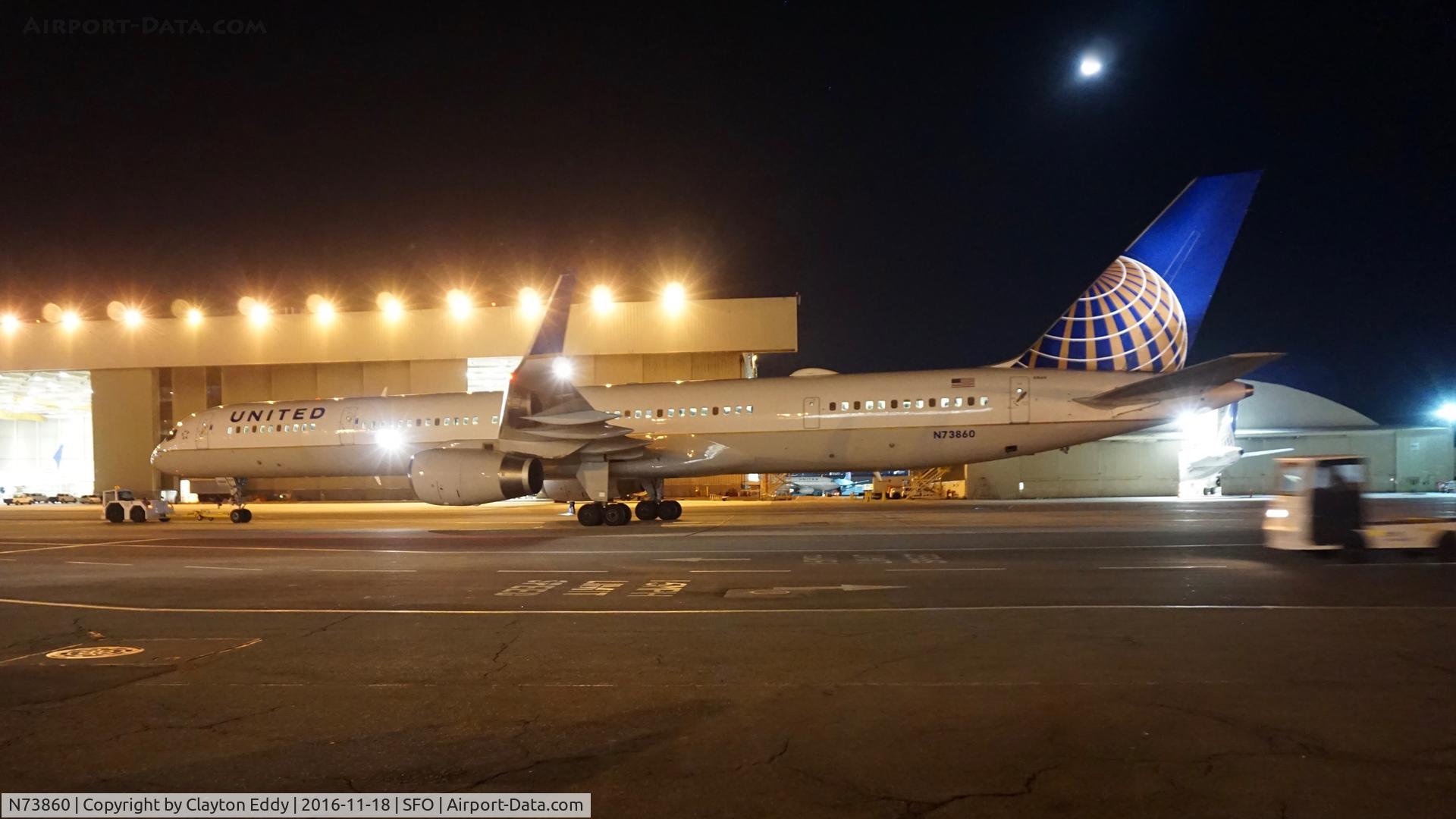 N73860, 2001 Boeing 757-33N C/N 32584, SFO 2016