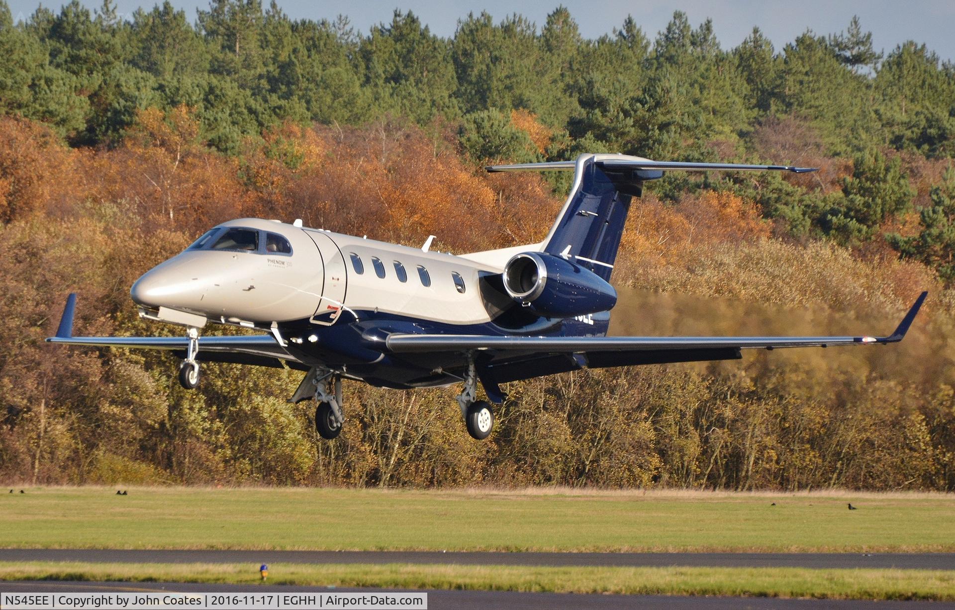 N545EE, 2016 Embraer EMB-505 Phenom 300 C/N 50500345, Approach to 26 during training