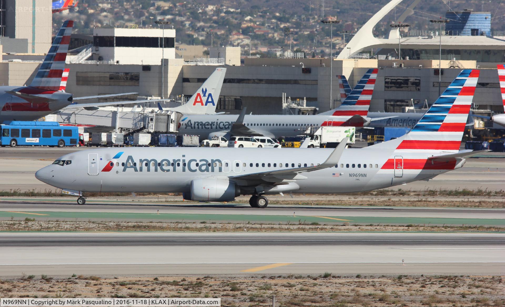 N969NN, 2015 Boeing 737-823 C/N 31215, Boeing 737-800