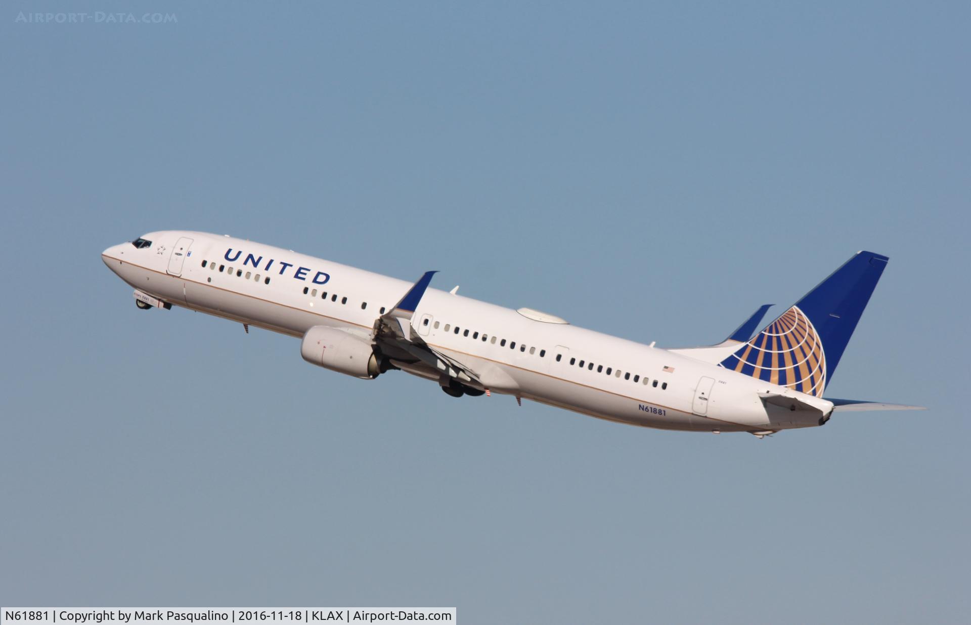 N61881, 2015 Boeing 737-924/ER C/N 42200, Boeing 737-900ER
