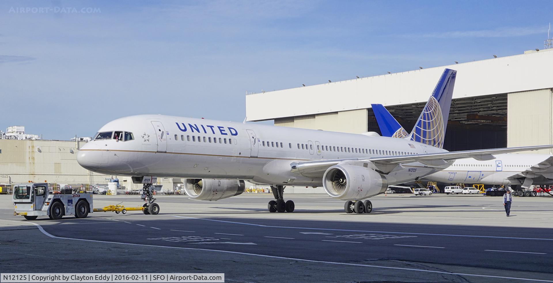 N12125, 1998 Boeing 757-224 C/N 28967, SFO 2016.
